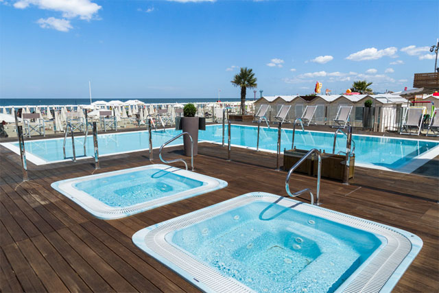 piscinaidromassaggiohotelriccione